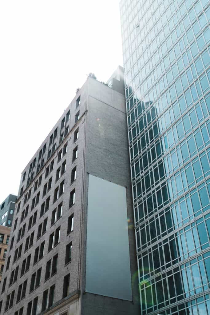 การติดตั้งป้ายโฆษณา